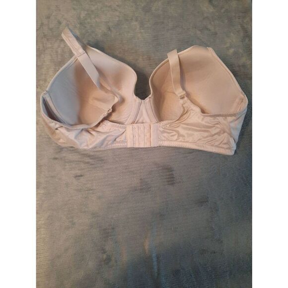 Vanity Fair Women's Body Shine Full Coverage Underwire Bra Size 40DD - Picture 2 of 3